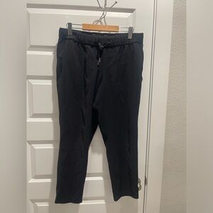 Lululemon on the fly 7/8 pant US 12
